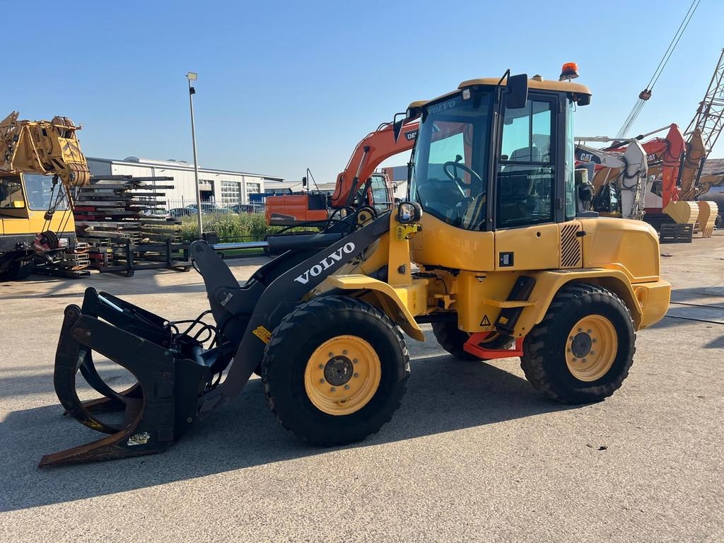 Chargeuse sur pneus Volvo L30 G . — occasion 2018, 8 160 h
