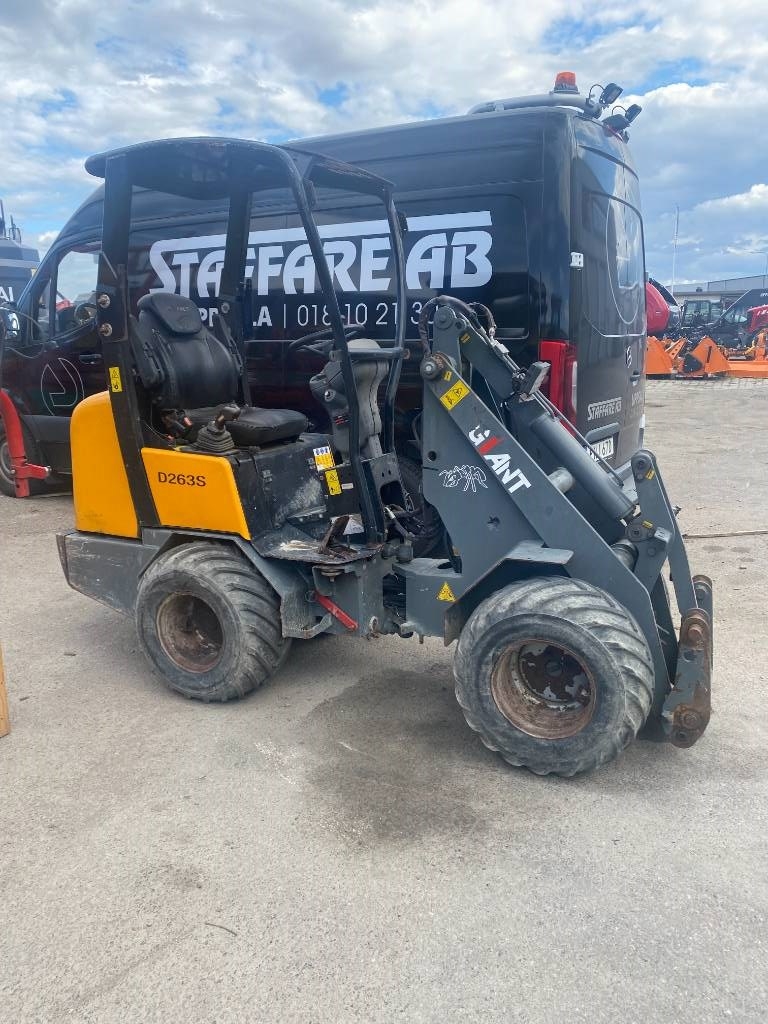 Tracteur agricole GiANT 263S — occasion, 2 855 h
