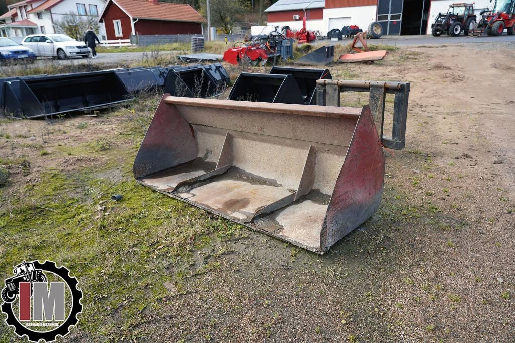 Skopa / snöskopa med Ålö fäste