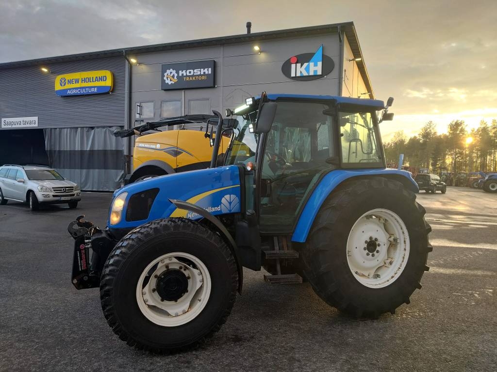 New Holland T 5050
