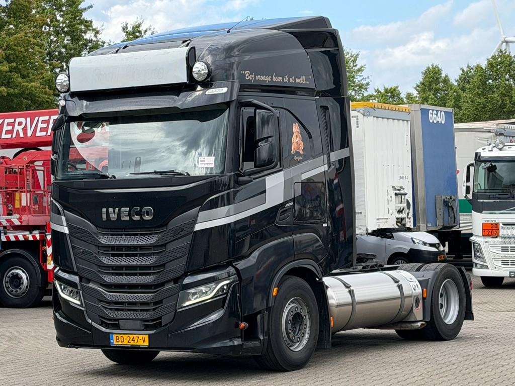 Tracteur routier Iveco Stralis 460 *LNG* Euro 6D Retarder Smart Tacho — occasion 2020