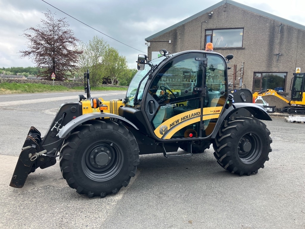 New Holland TH7.32