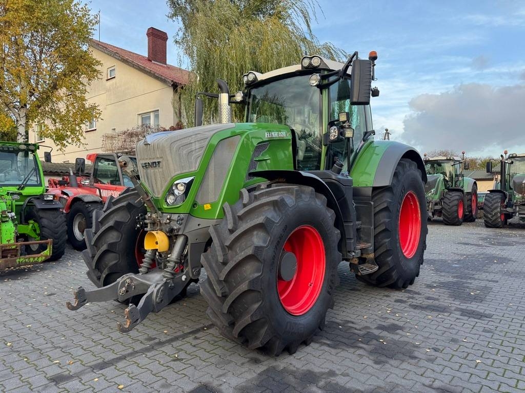 Fendt 828 VARIO PROFI+ PLUS Nature Green / WOM / GPS /