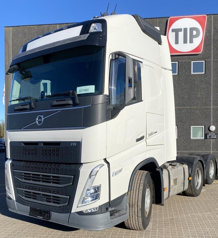 Volvo Vehicle Tractor 6x2-2 Standard