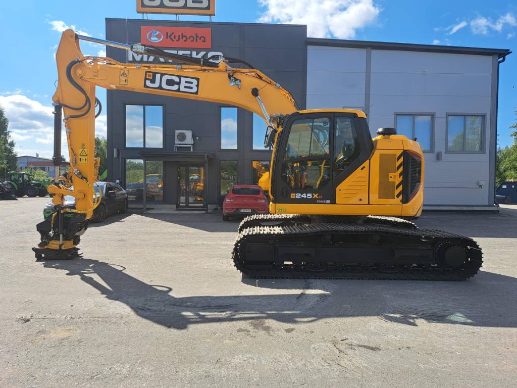 JCB 245XR