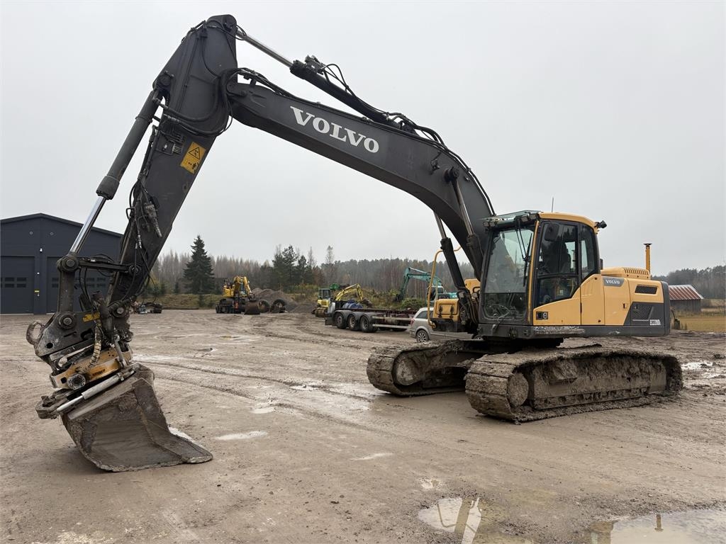 Volvo EC220DL