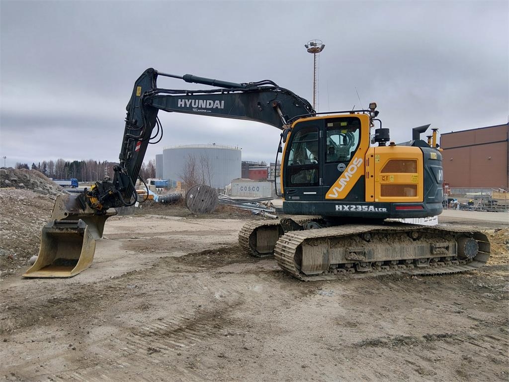 Hyundai HX 235A LCR