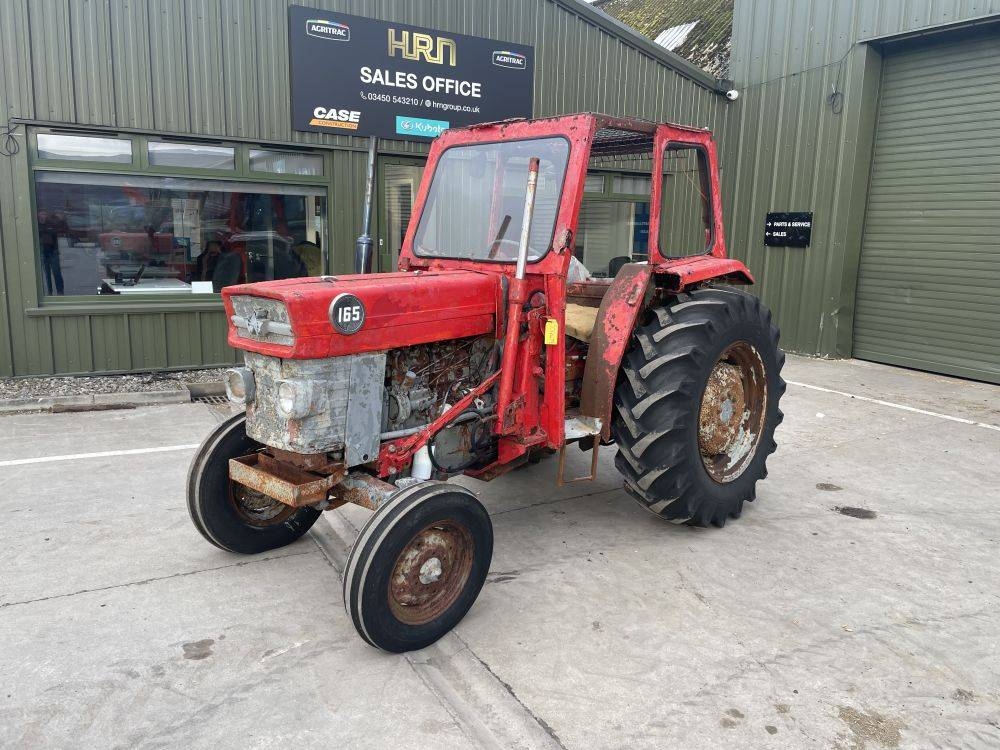 Massey Ferguson 165