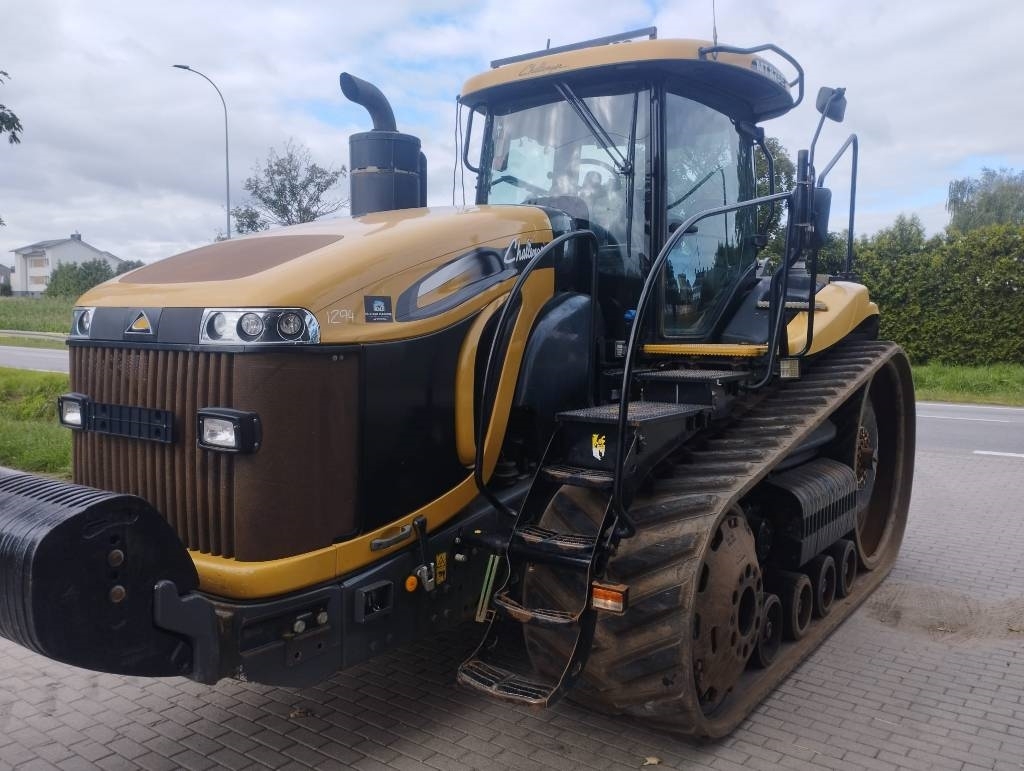 Challenger MT 875 E