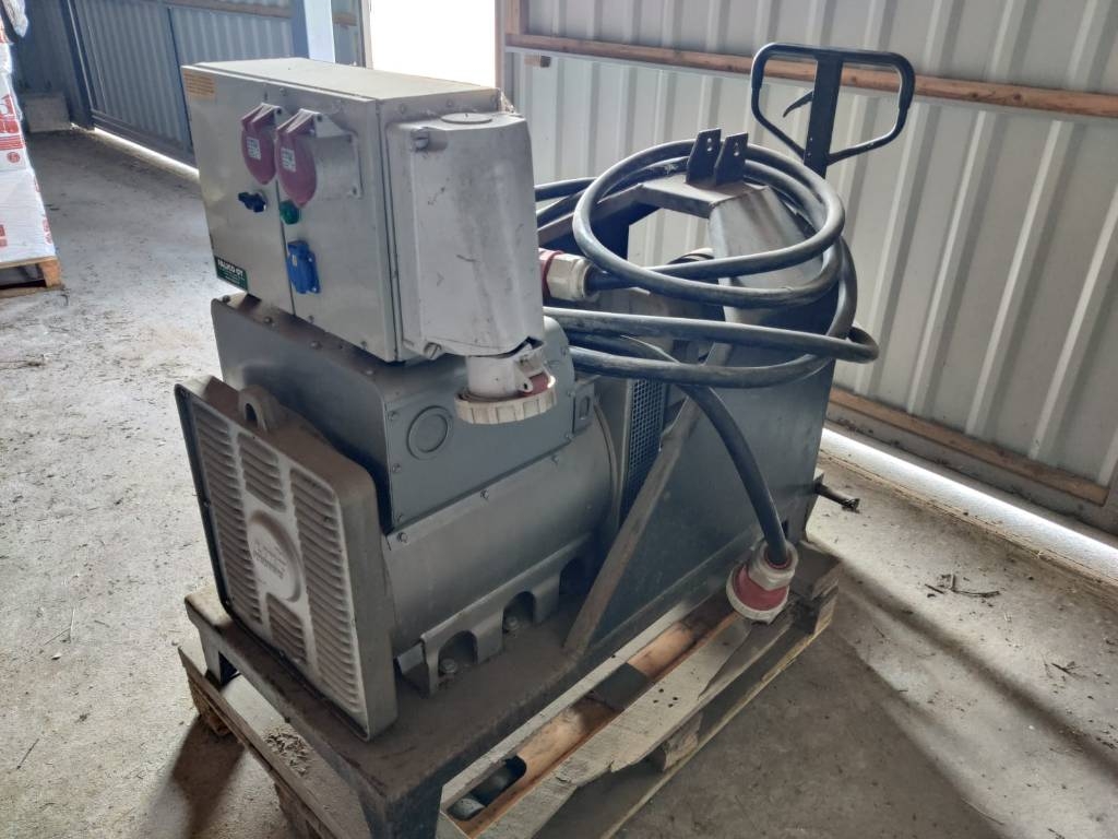 Linz 63kva Pro 22s aggregaatti traktorikäyttöinen