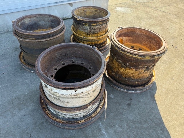 Terex TA 25 USED RIMS 23,5R25
