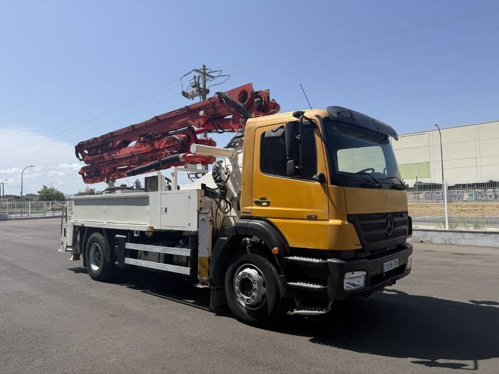 Mercedes-Benz Axor 1833