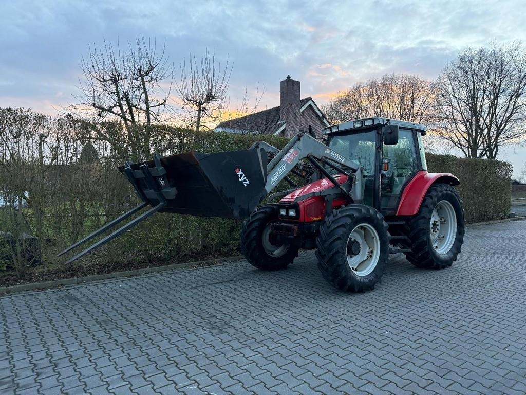 Massey Ferguson Fergoson 6255 front loader, bucket, pallet forks