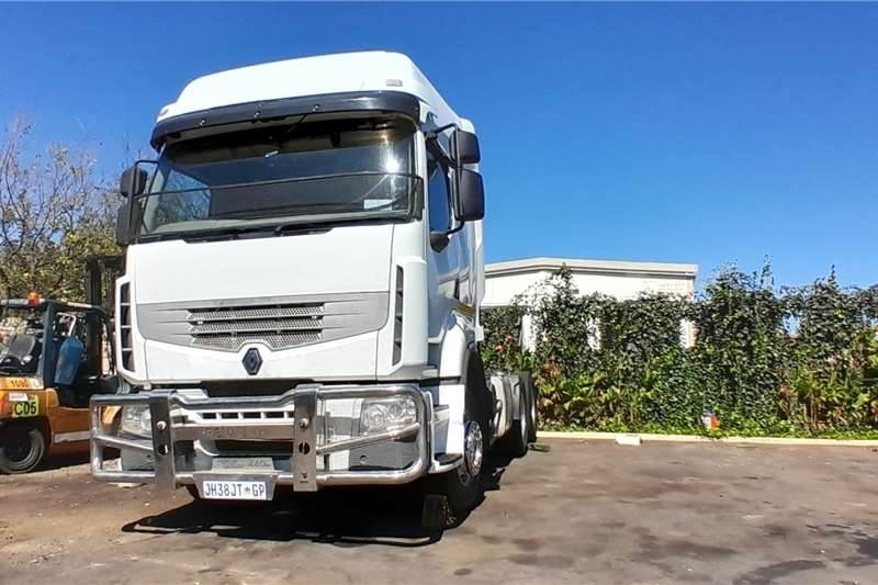 Renault Premium 440/26