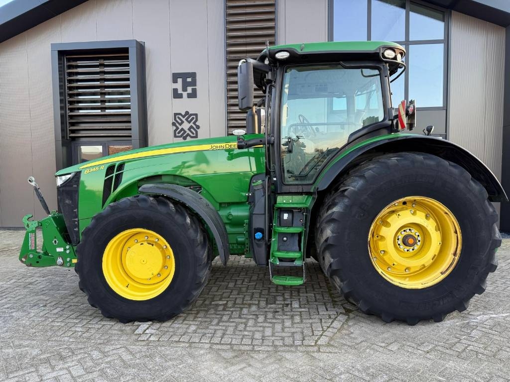 John Deere 8.345R Ultimate edition