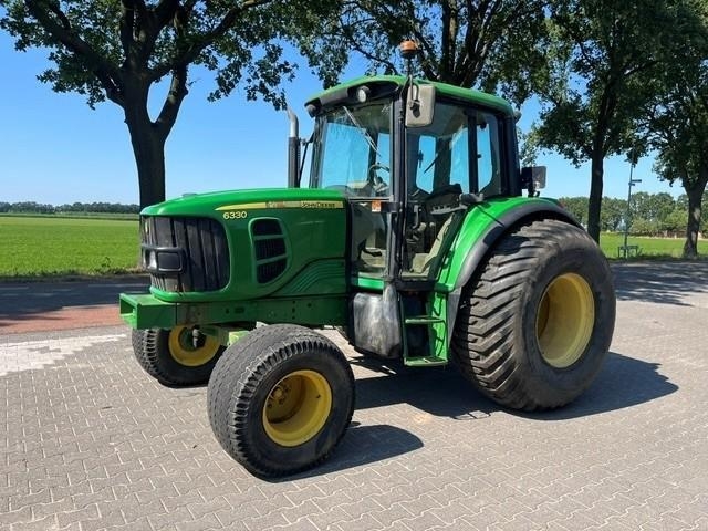 John Deere 6330