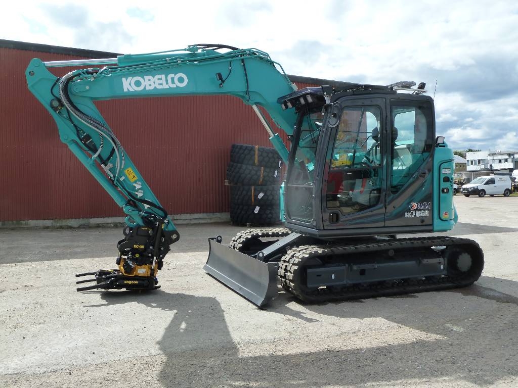 Kobelco SK75SR-7