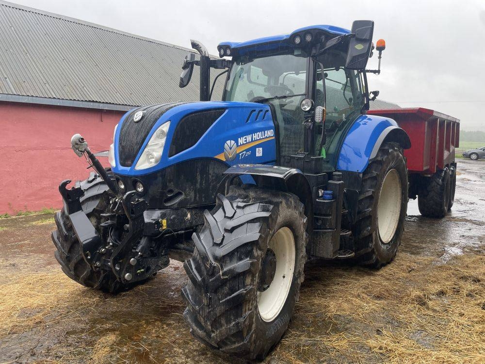 New Holland T 7.210