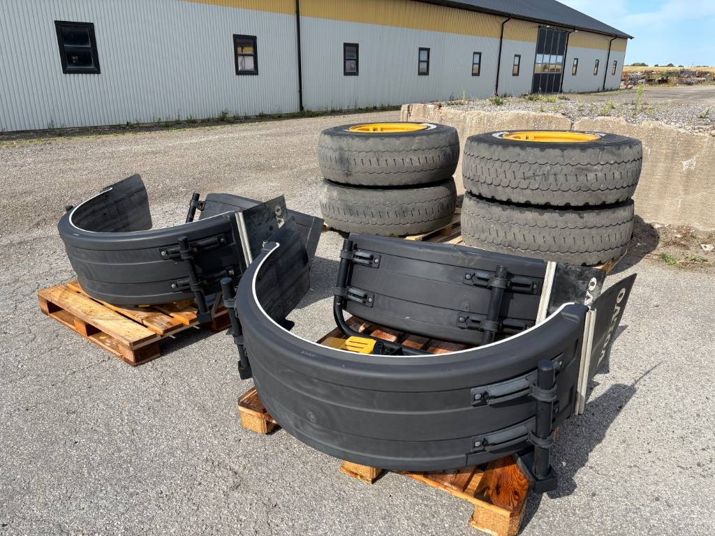 Skärmar med kompletta hjul till Volvo L60H
