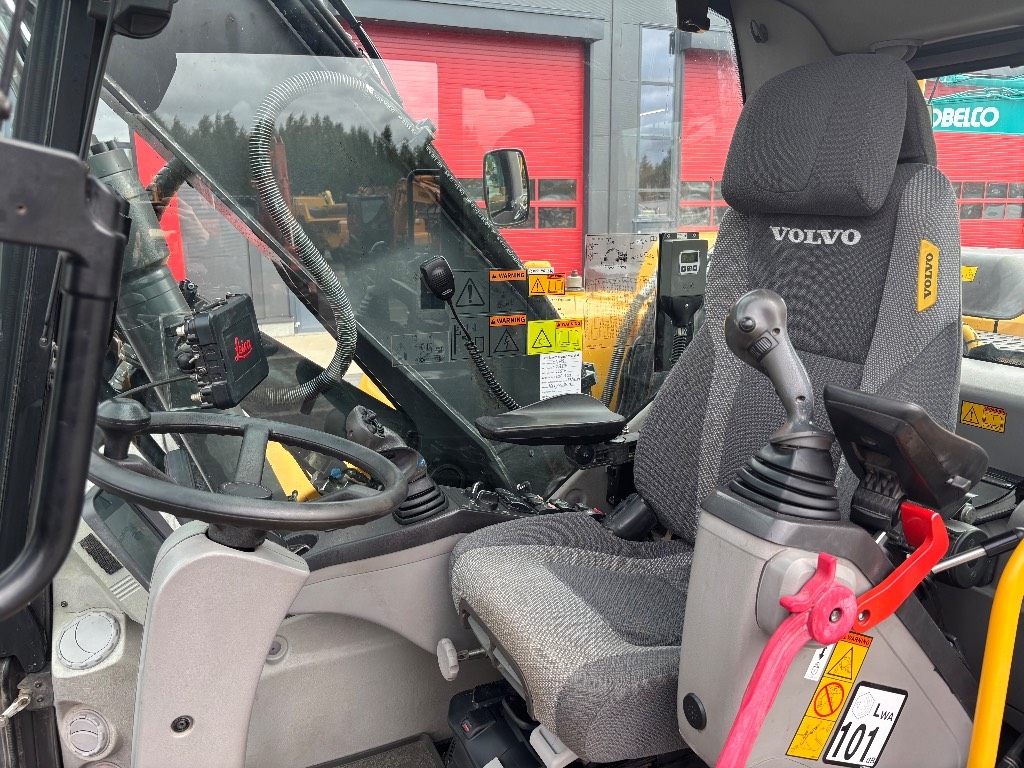 Volvo EW 140 D / MYYTY, SOLD kuva 17