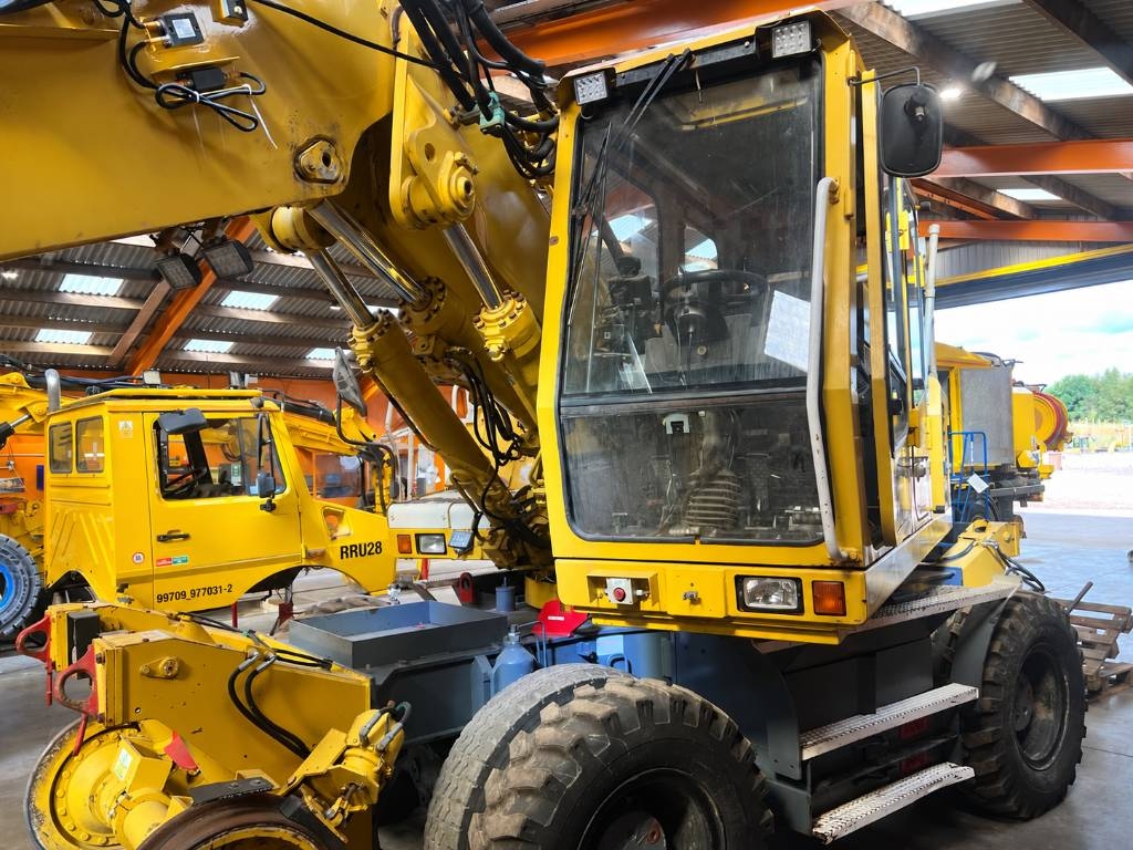 Pelle sur pneus Liebherr A 900 ZW — occasion 2026, 1 277 h