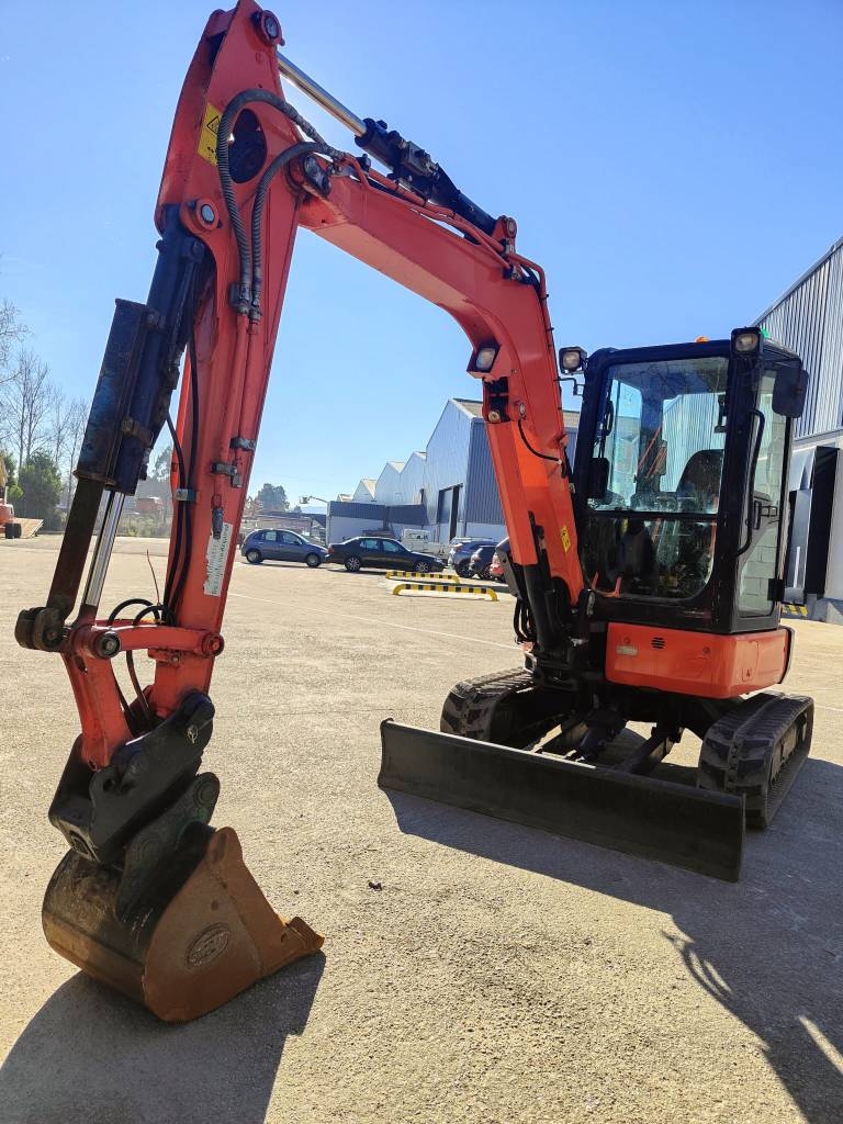 Kubota U36-4