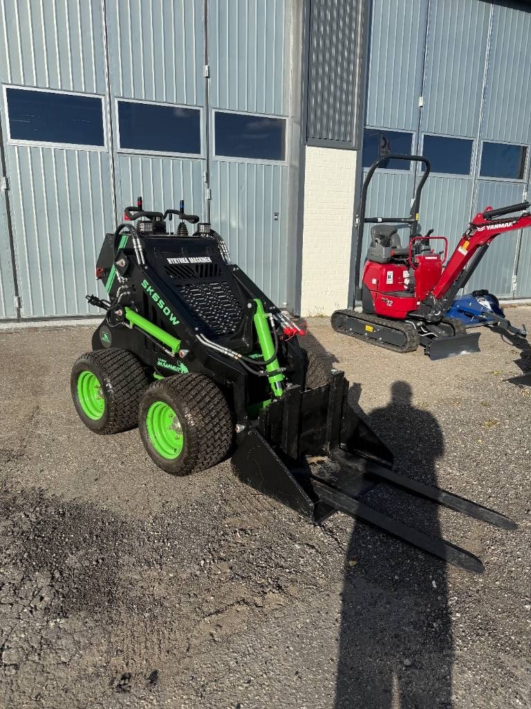 Chargeuse compacte Minilastare Mammut SK650W lastmaskin — occasion 2025, 20 h
