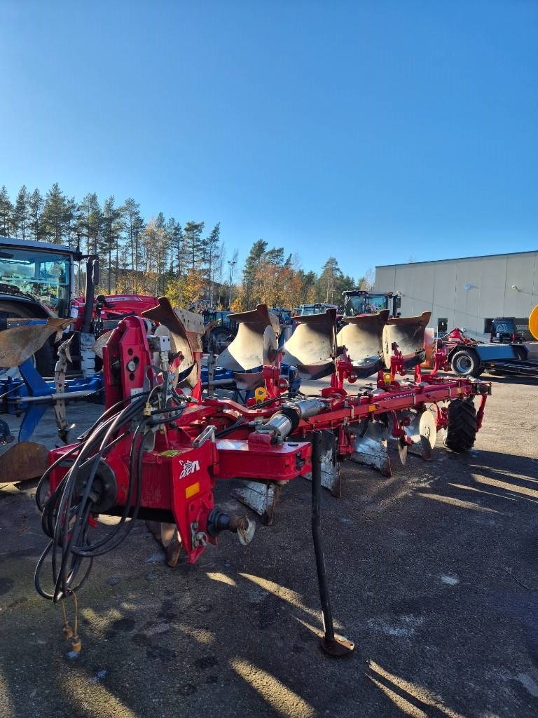 Charrue Agrolux HRWT 5875 xld — occasion
