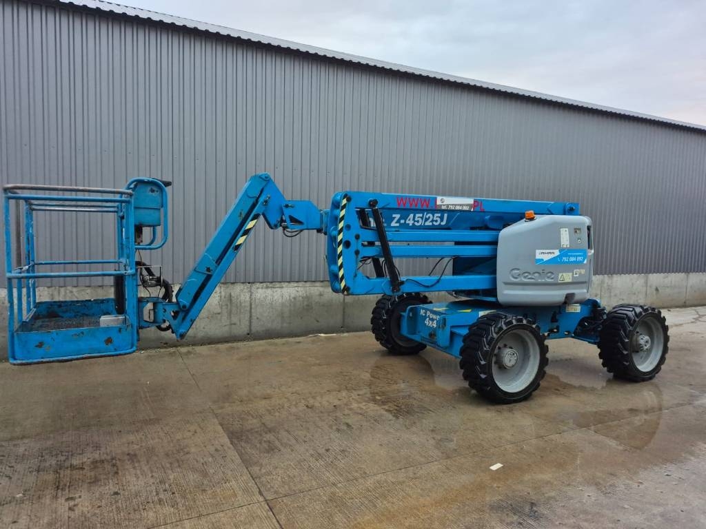Genie Z 45/25 J RT