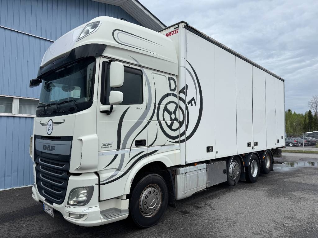 DAF XF 510 8x2 FAK