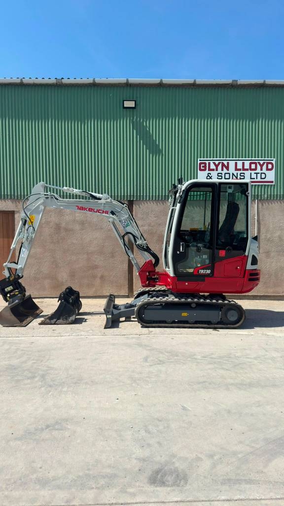 Takeuchi TB 230