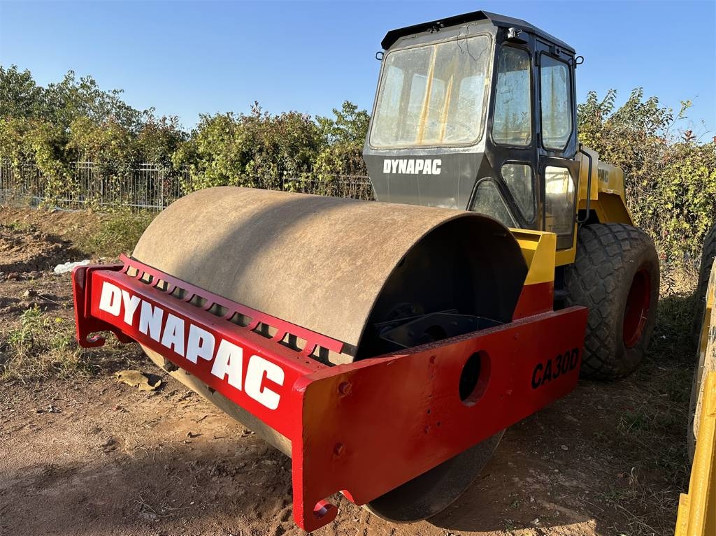 Dynapac CA30D