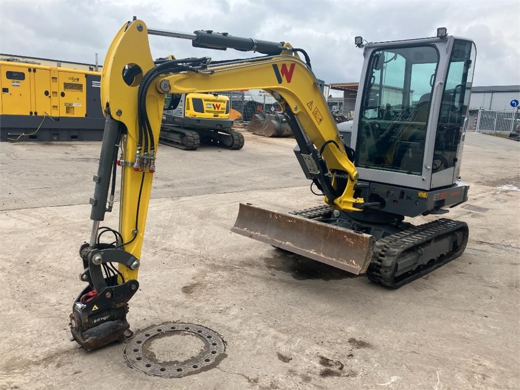 Mini-pelle Wacker Neuson ET35 — occasion 2023, 520 h