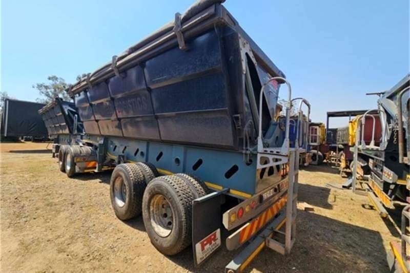 PR Trailers LINK SIDE TIPPER 40M3 TRAILER