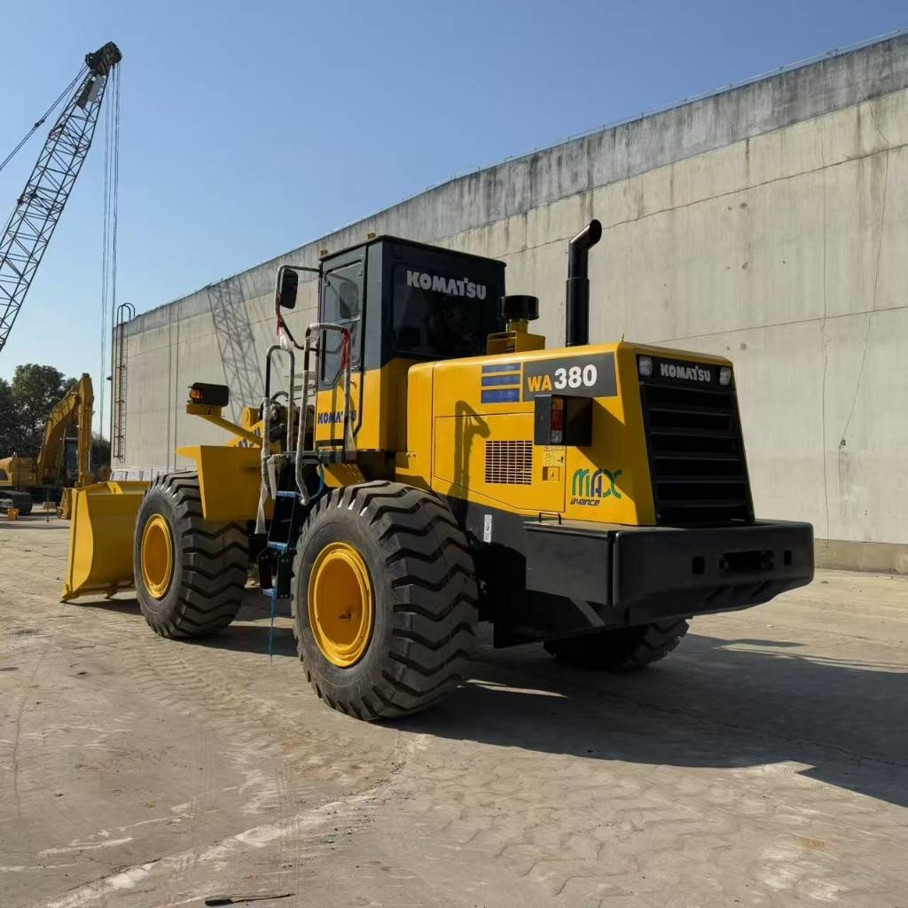 Komatsu WA380-6