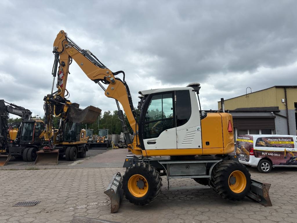 Liebherr A 910 Compact Litronic