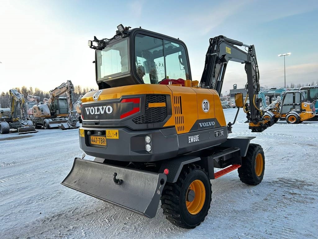 Volvo EW60E / Engcon, Heater, Grease, 1 owner! kuva 6