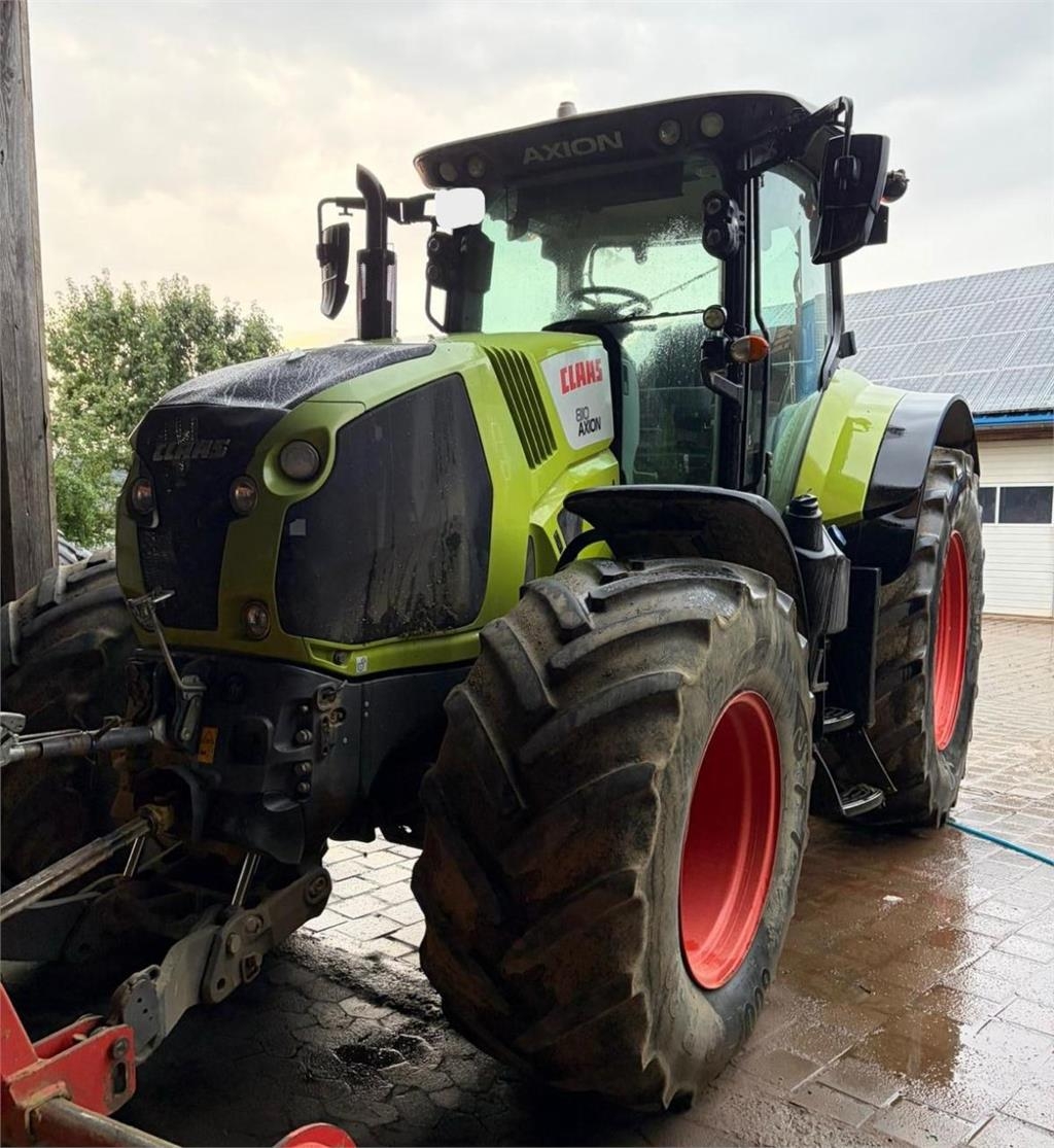 CLAAS Axion 810 CIS+