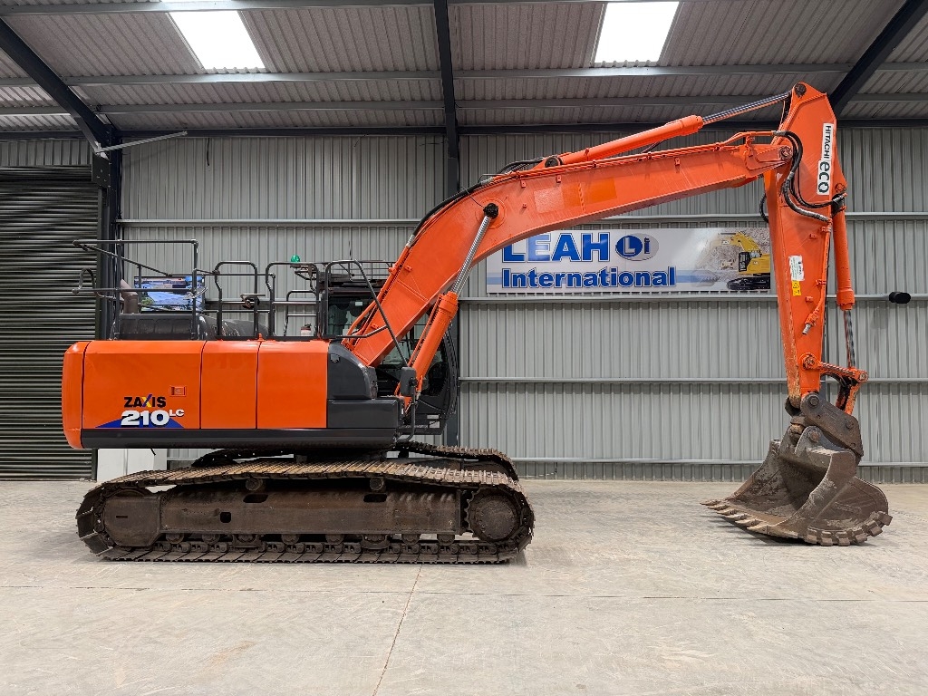 Hitachi ZX 210 LC-6