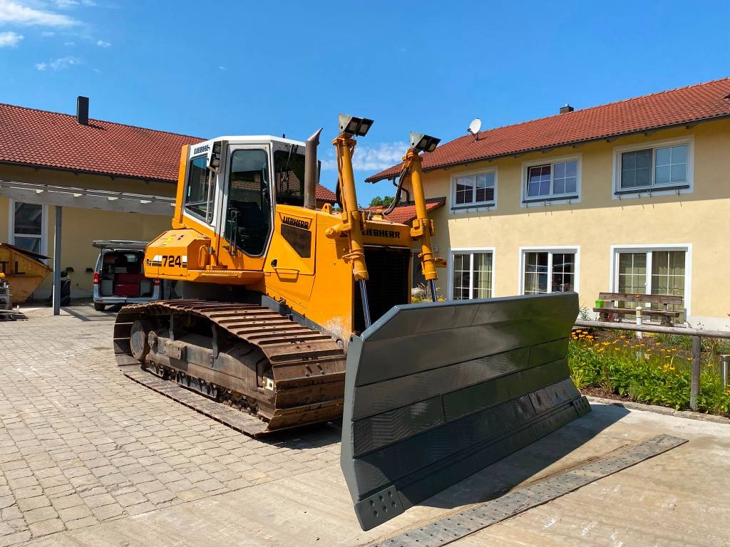 Bulldozer Liebherr PR 724 LGP — occasion 2012, 6 900 h