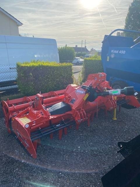 Kuhn HR3030