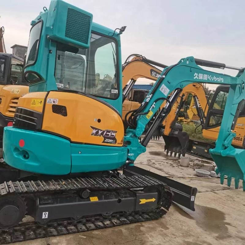 Kubota KX 135