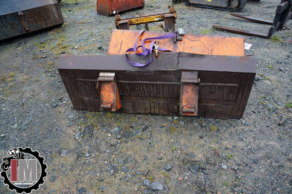 Skopa 1700mm Kjellvefäste