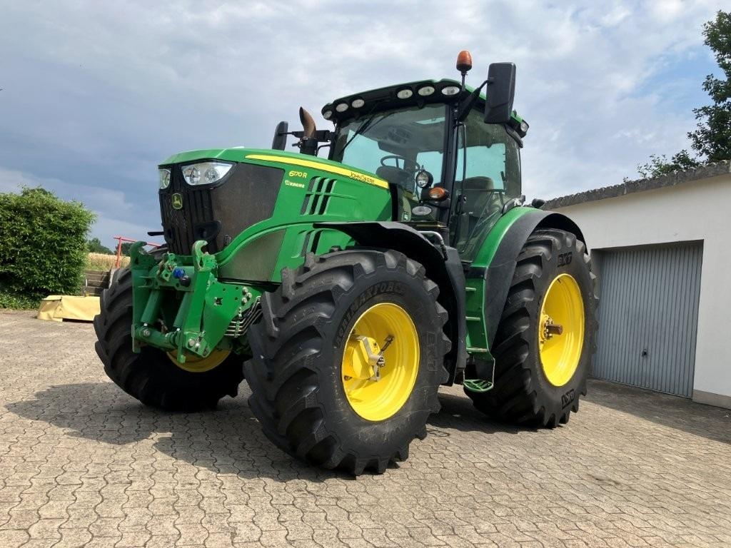 John Deere 6170R