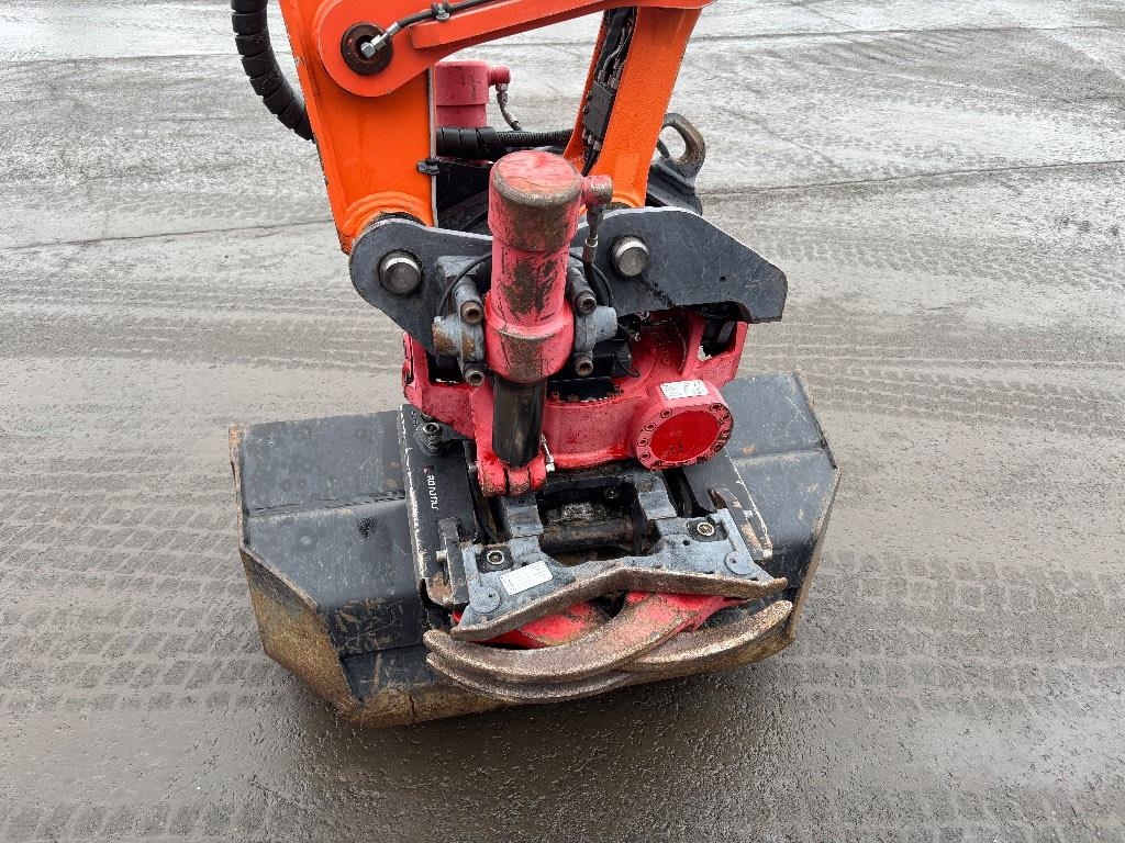 Hitachi ZX 85 US-5 / Rototilt, Godet, Graisse, Chauffage kuva 7