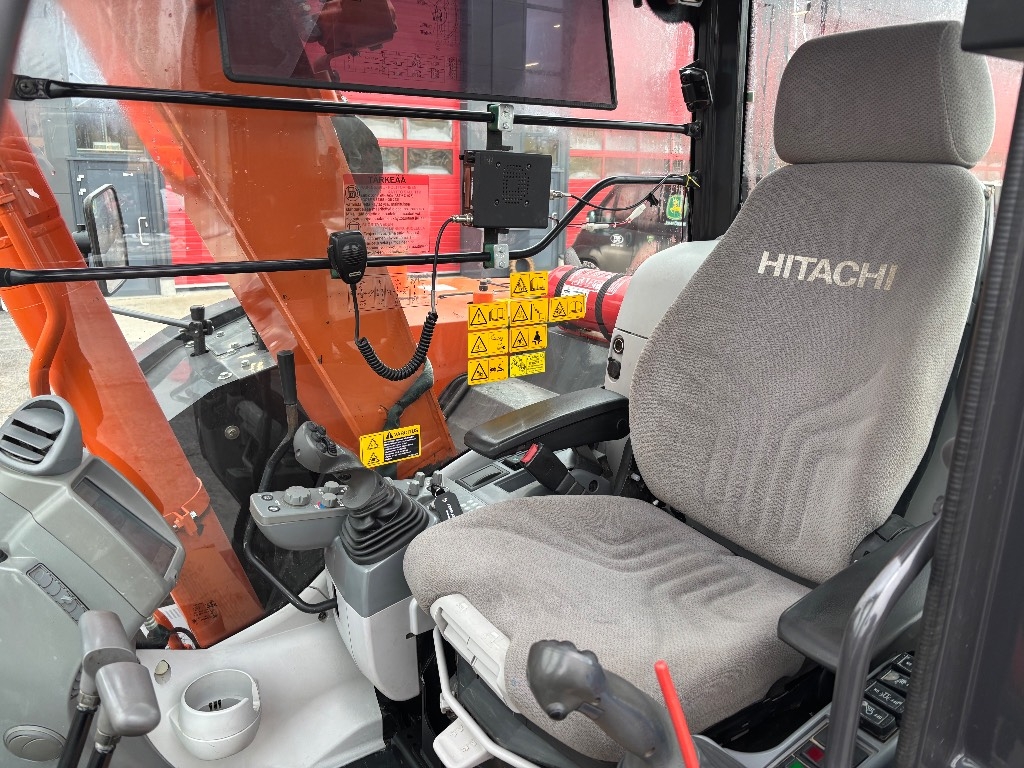Hitachi ZX 85 US-5 / Rototilt, Godet, Graisse, Chauffage kuva 15