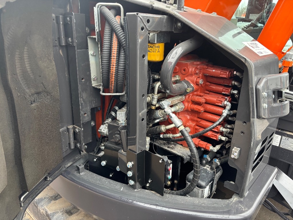 Hitachi ZX 85 US-5 / Rototilt, Godet, Graisse, Chauffage kuva 10