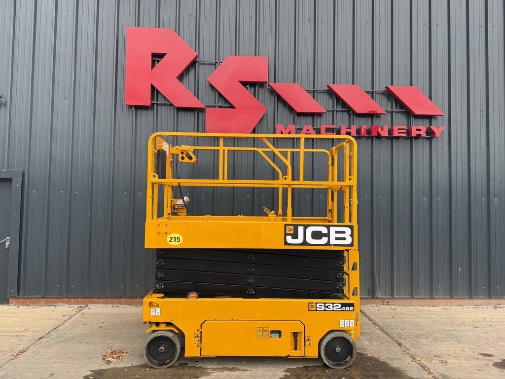 JCB S 3246 E 12m Electric Scissor Lift just 89 hours