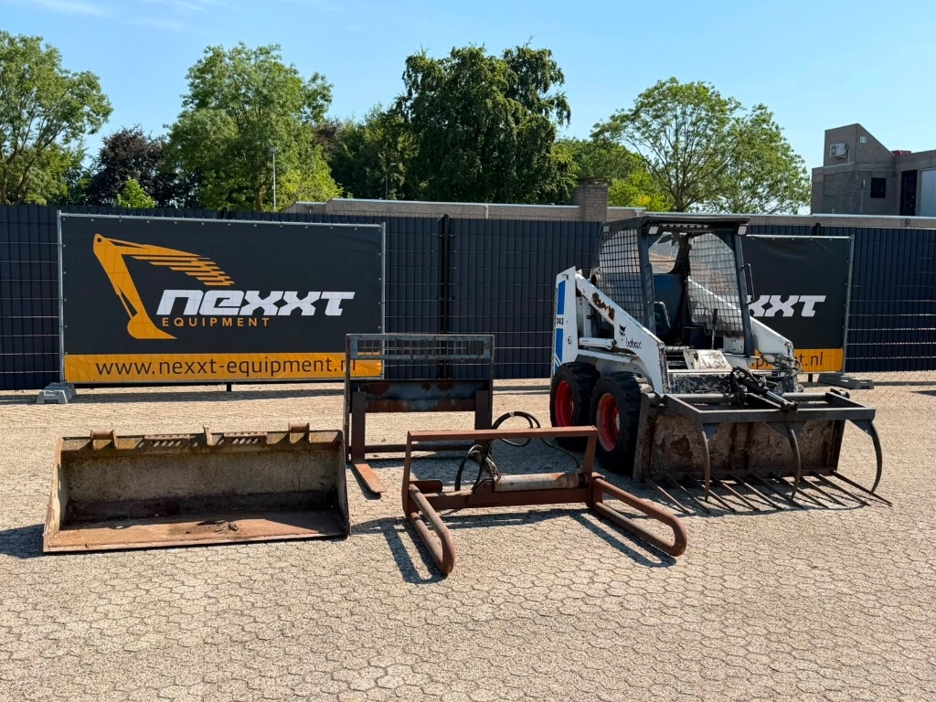 Bobcat 743