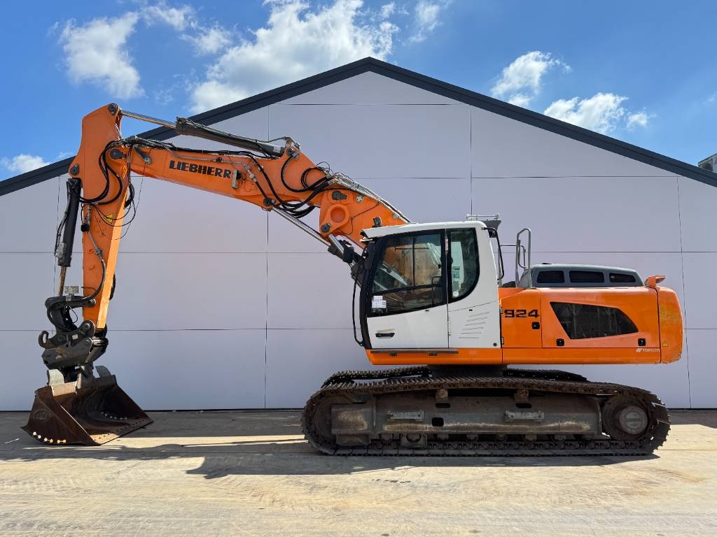 Liebherr R924LC - Triple Boom / Tilting Bucket